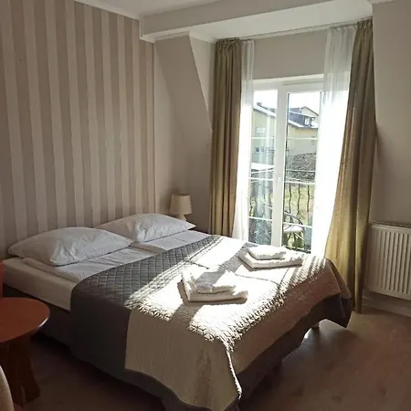 11 Dębów Nadmorska Habitación en casa particular Dźwirzyno
