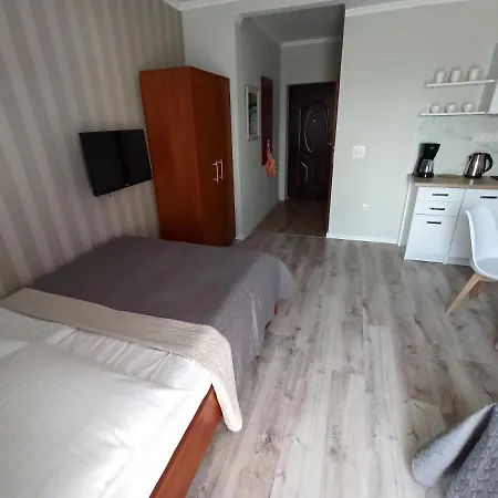 11 Dębów Nadmorska Kwatera prywatna Dźwirzyno