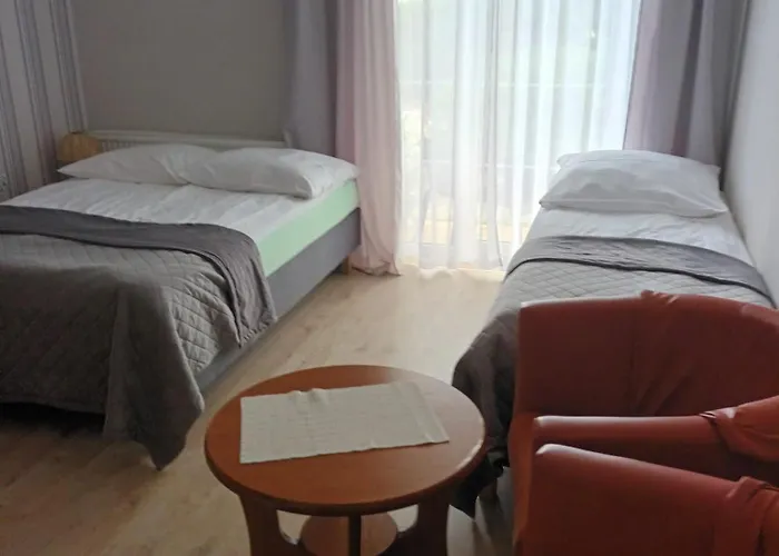 Δωμάτια σε οικογενειακή κατοικία 11 Debow Nadmorska *