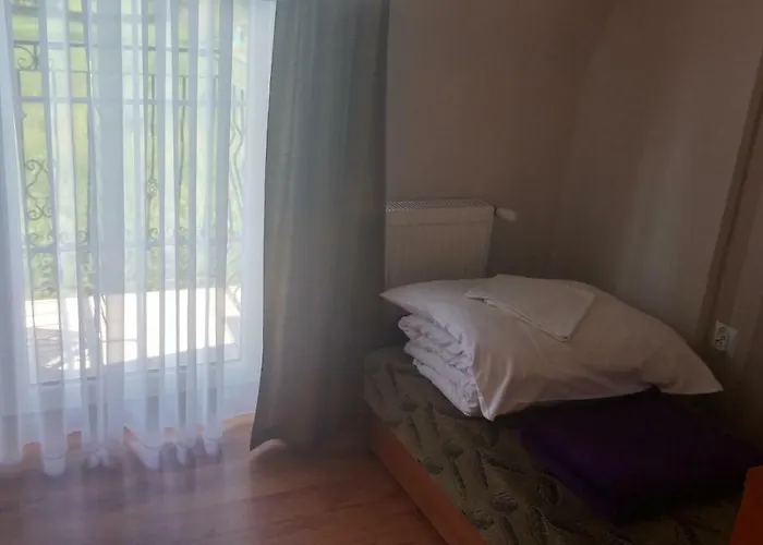 Δωμάτια σε οικογενειακή κατοικία 11 Debow Nadmorska