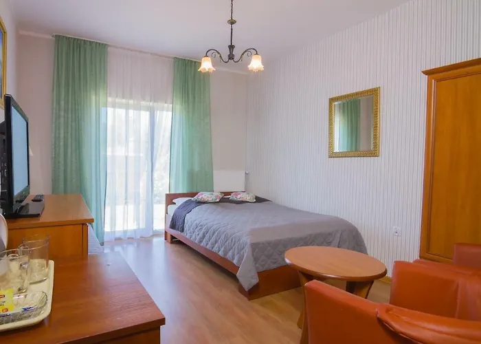 Δωμάτια σε οικογενειακή κατοικία 11 Debow Nadmorska