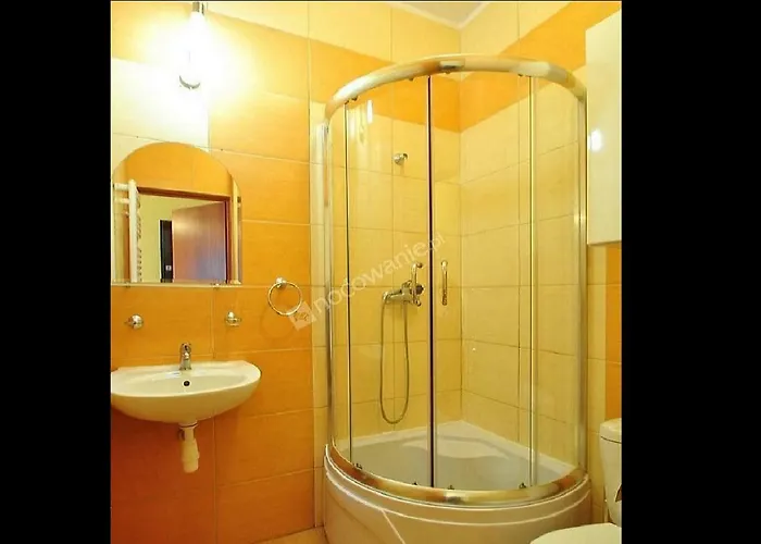 Δωμάτια σε οικογενειακή κατοικία 11 Debow Nadmorska *